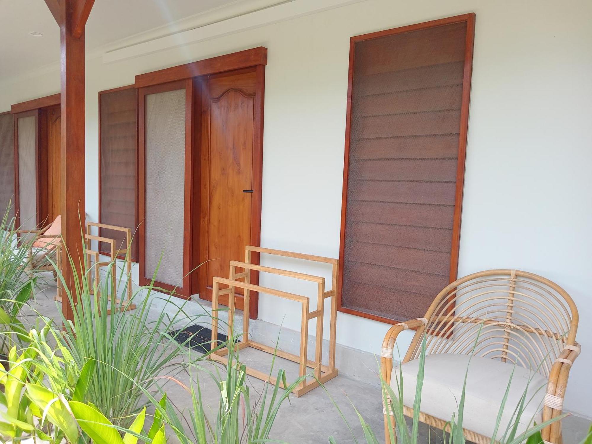 Kura Kura House Hotel Sekongkang Екстериор снимка