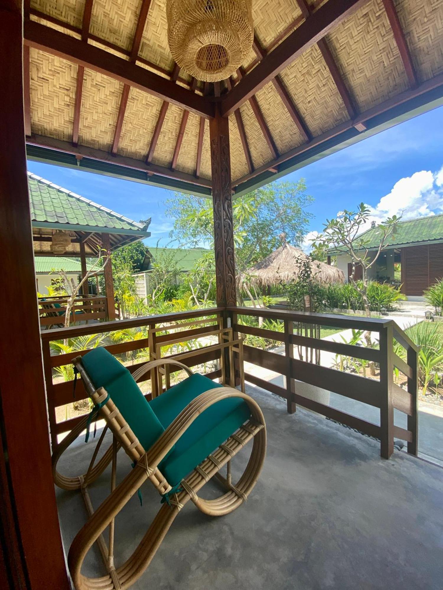 Kura Kura House Hotel Sekongkang Екстериор снимка